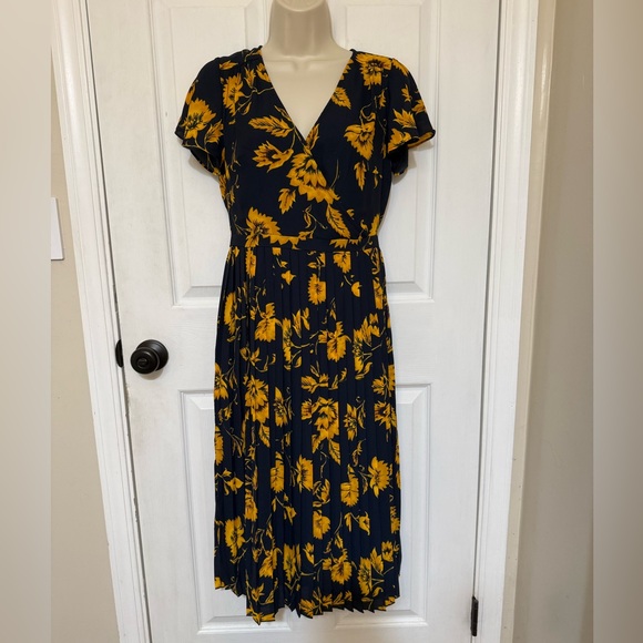 J.Crew Navy Yellow Floral Midi Dress Puff Sleeve Size 0 - Picture 3 of 5